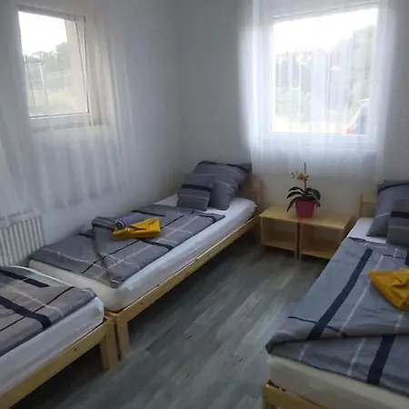 Lali Balatonudvari
